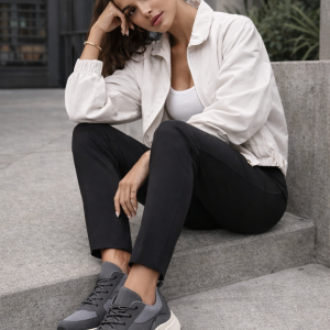 FERRO FOOTWEAR Gris + Bleu ciel -Sport Style pour femme - 🎁 Livraison offerte- 👟 حذاء رياضي نسائي مريح – لون رمادي عصري